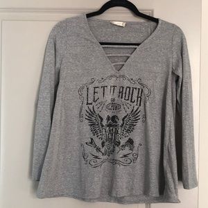 Alter'd State size small grey long sleeve graphic v neck t shirt